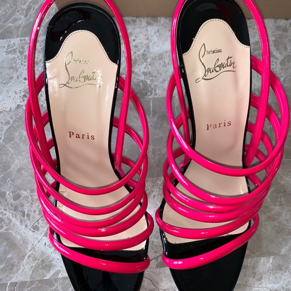 Authentic Christian Louboutin Vildo Rose Matador - Picture 4 of 10